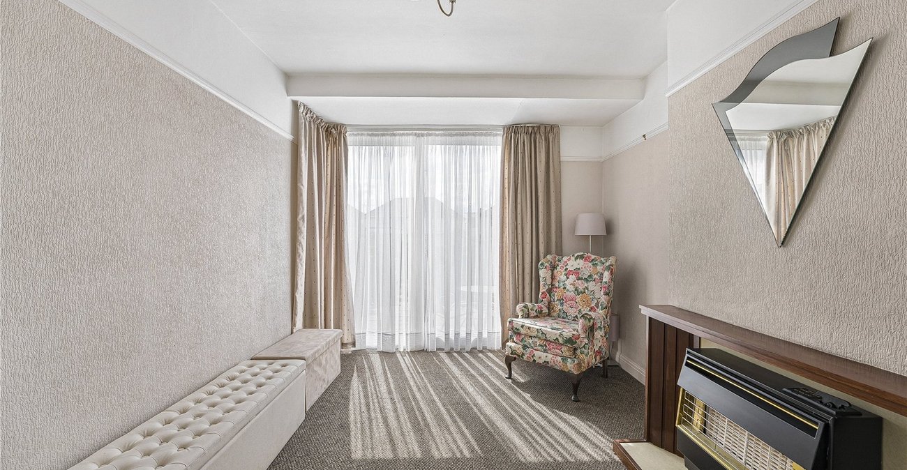3 bedroom house for sale in Dartford | Robinson Jackson