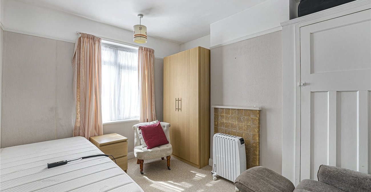 3 bedroom house for sale in Dartford | Robinson Jackson