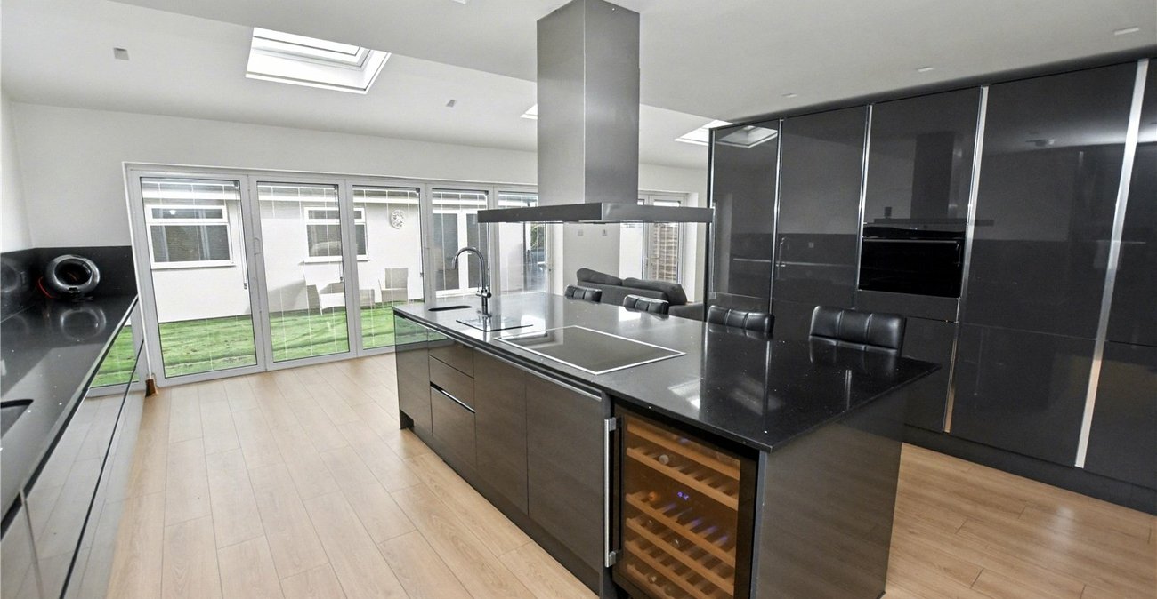 5 bedroom house for sale in Bexleyheath | Robinson Jackson