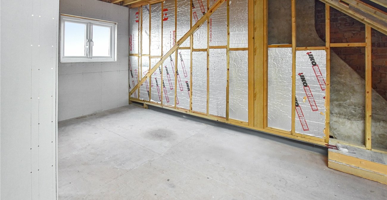 5 bedroom house for sale in Bexleyheath | Robinson Jackson