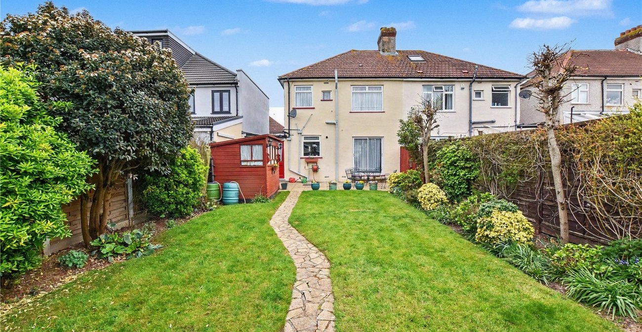 3 bedroom house for sale in Bexleyheath | Robinson Jackson