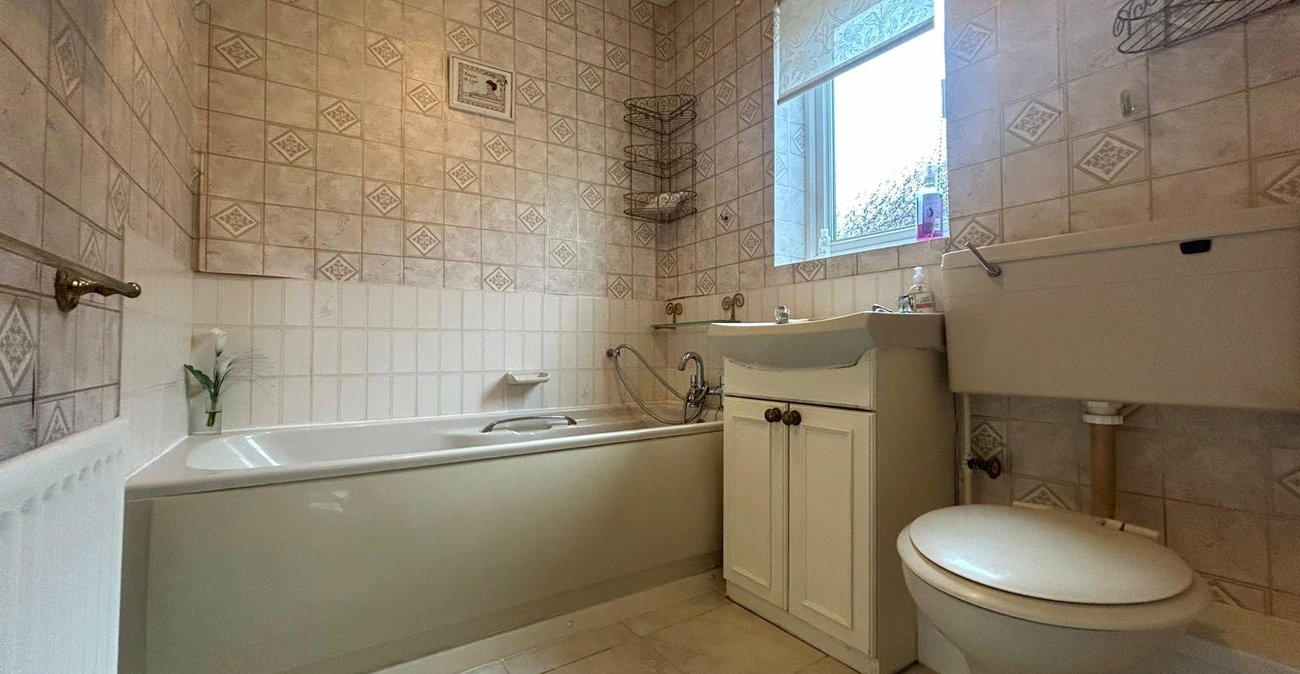 3 bedroom house for sale in Lordswood | Robinson Michael & Jackson