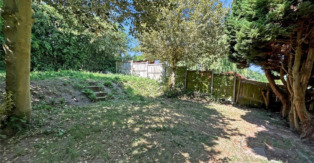 3 bedroom house for sale in Sidcup | Robinson Jackson