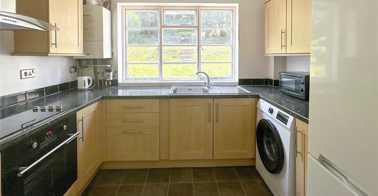 3 bedroom house for sale in Sidcup | Robinson Jackson