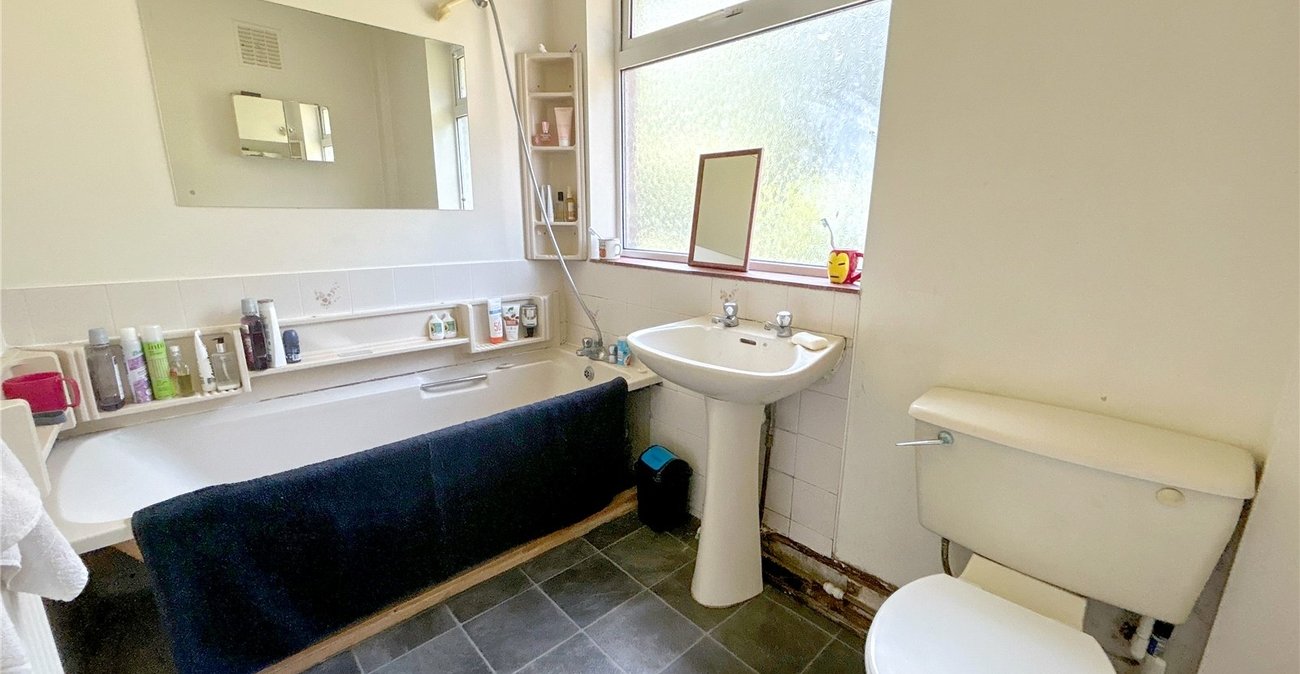 3 bedroom house for sale in Sidcup | Robinson Jackson