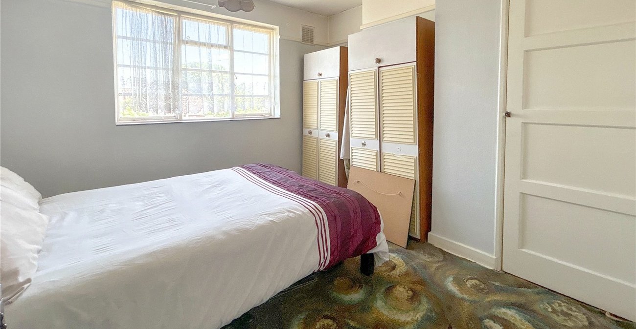 3 bedroom house for sale in Sidcup | Robinson Jackson