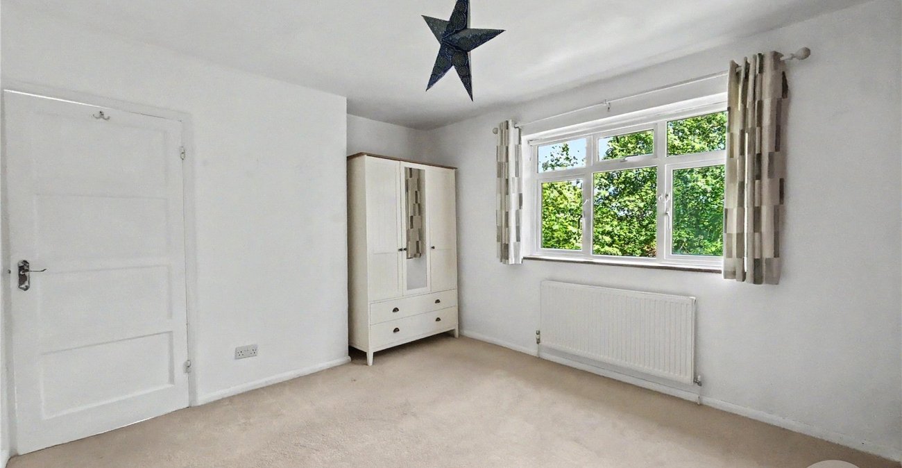 3 bedroom house for sale in Sidcup | Robinson Jackson