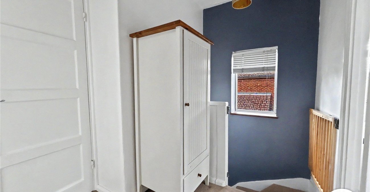 3 bedroom house for sale in Sidcup | Robinson Jackson