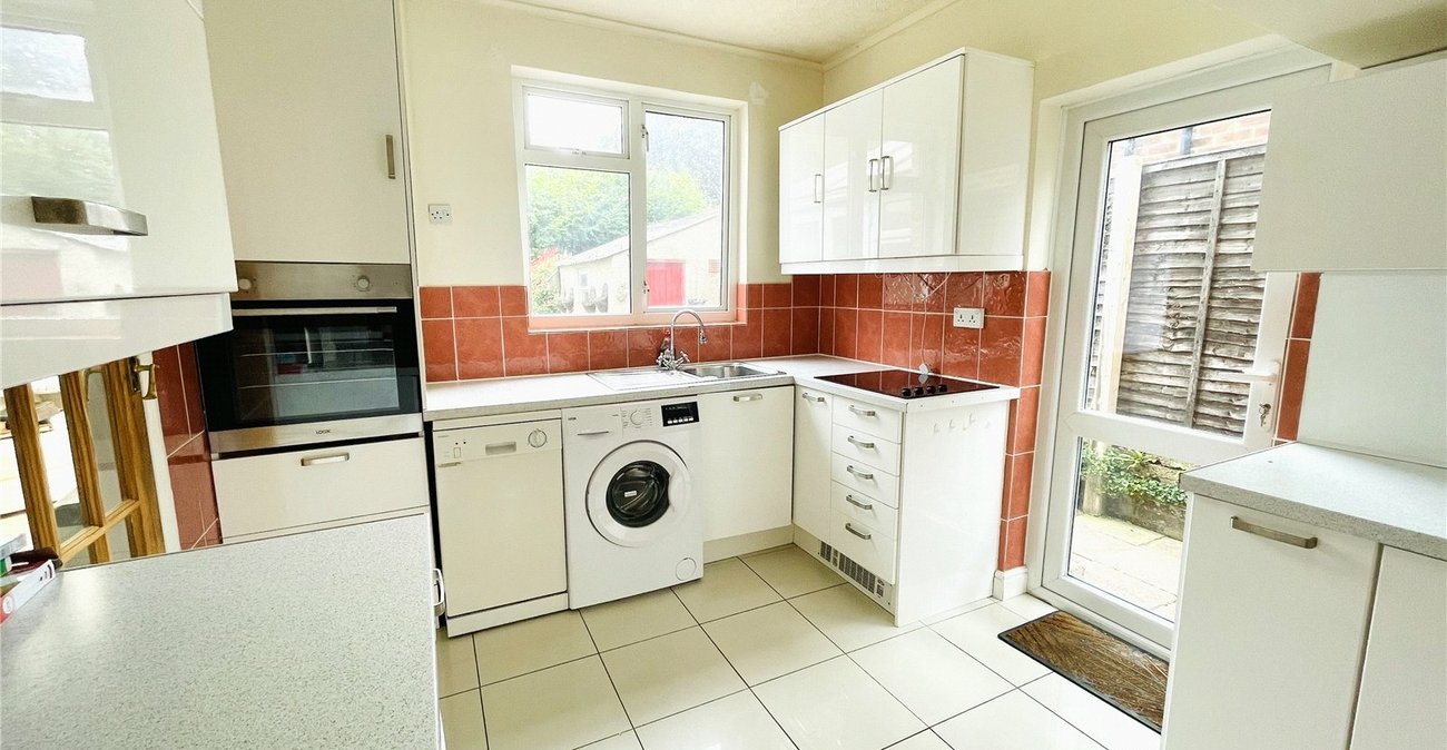 3 bedroom house for sale in Sidcup | Robinson Jackson