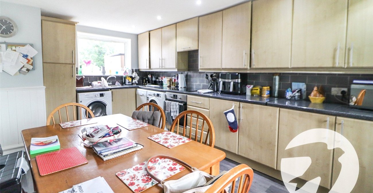 3 bedroom house for sale in Erith | Robinson Jackson
