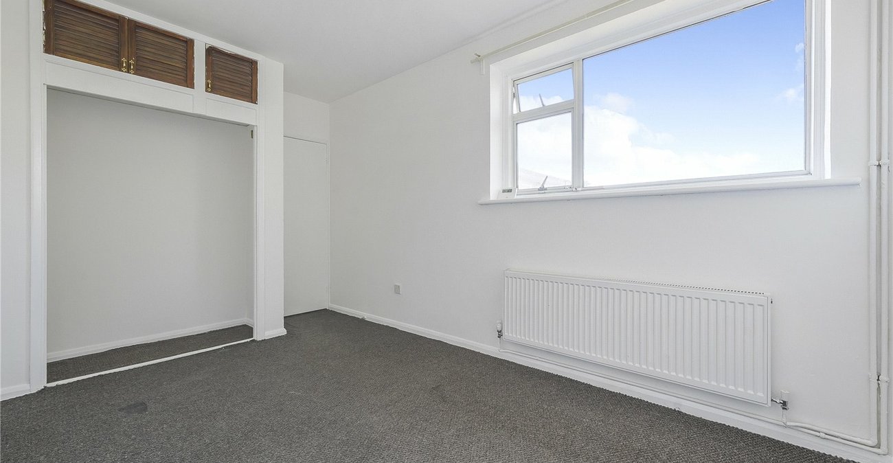 2 bedroom property for sale in  | Robinson Jackson