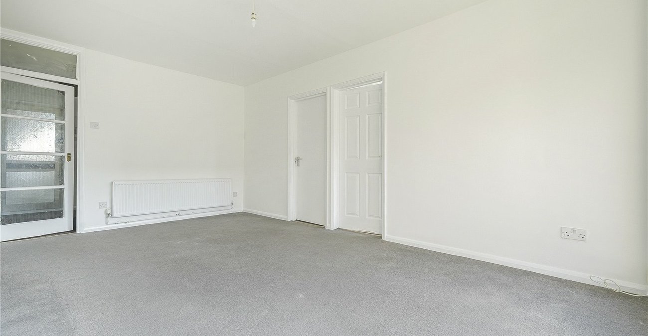 2 bedroom property for sale in  | Robinson Jackson