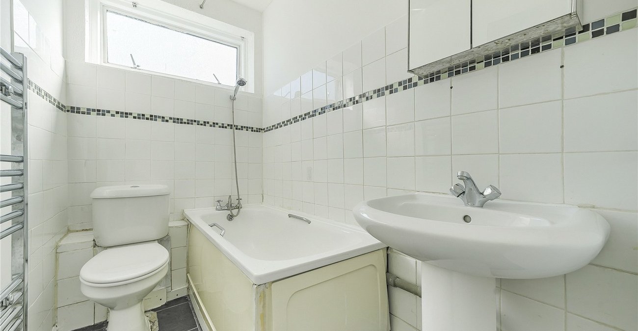 2 bedroom property for sale in  | Robinson Jackson