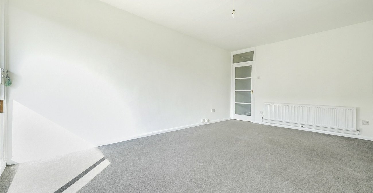 2 bedroom property for sale in  | Robinson Jackson