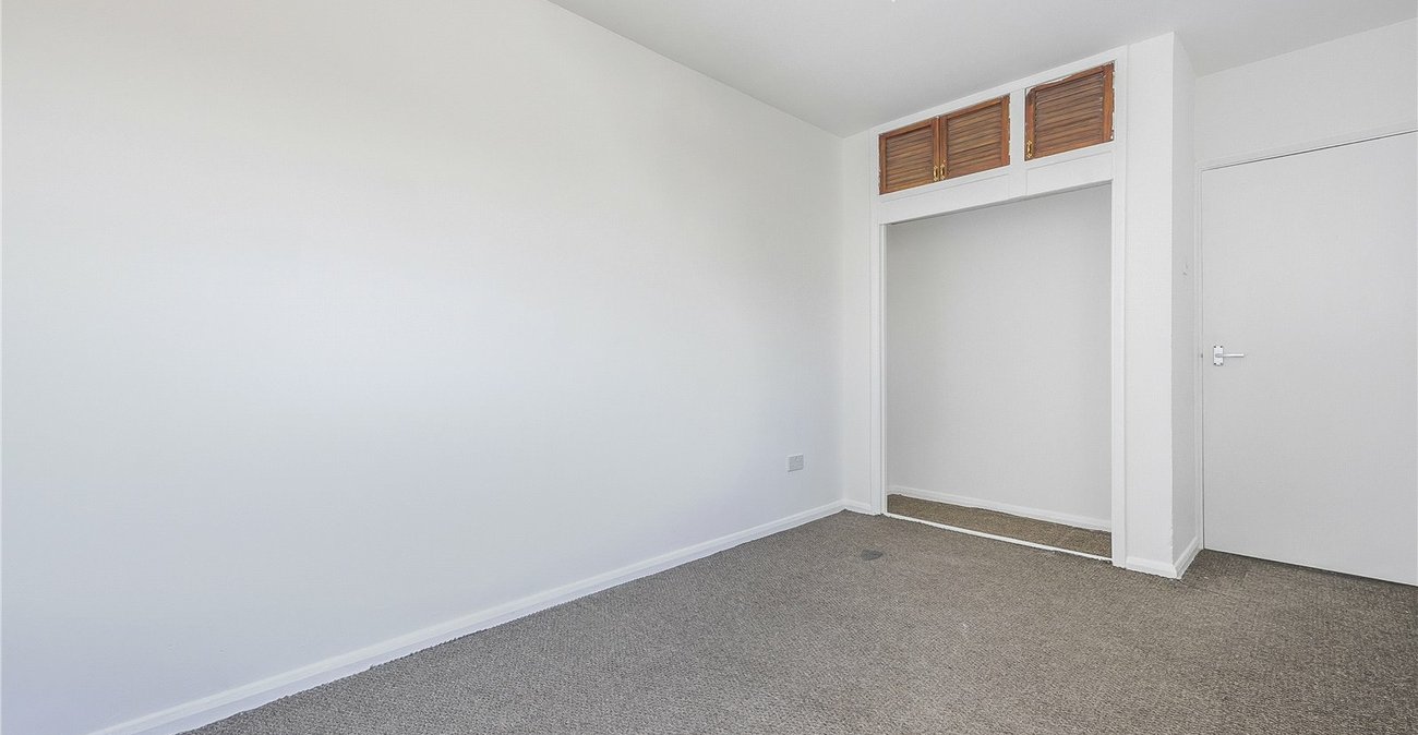 2 bedroom property for sale in  | Robinson Jackson