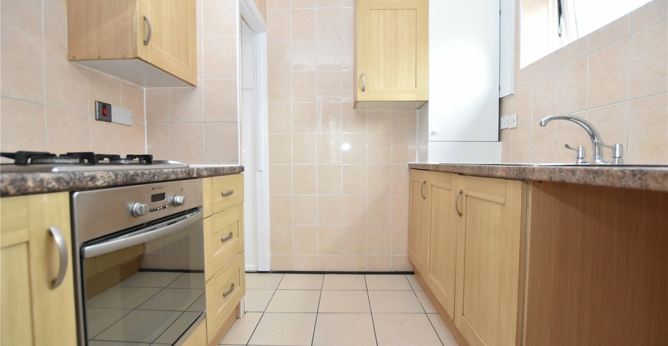 2 bedroom property for sale in Bexleyheath | Robinson Jackson