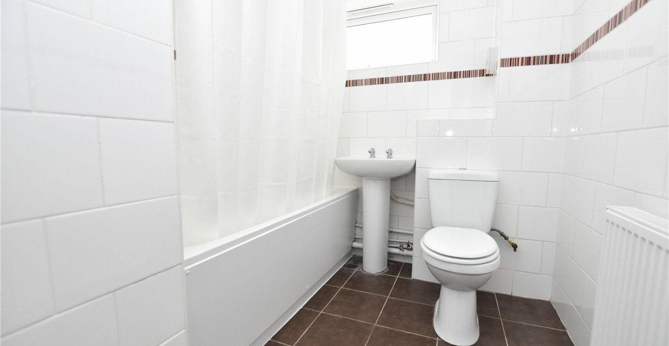 2 bedroom property for sale in Bexleyheath | Robinson Jackson