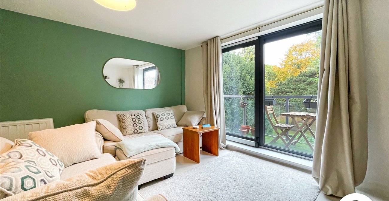 2 bedroom property for sale in Maidstone | Robinson Michael & Jackson