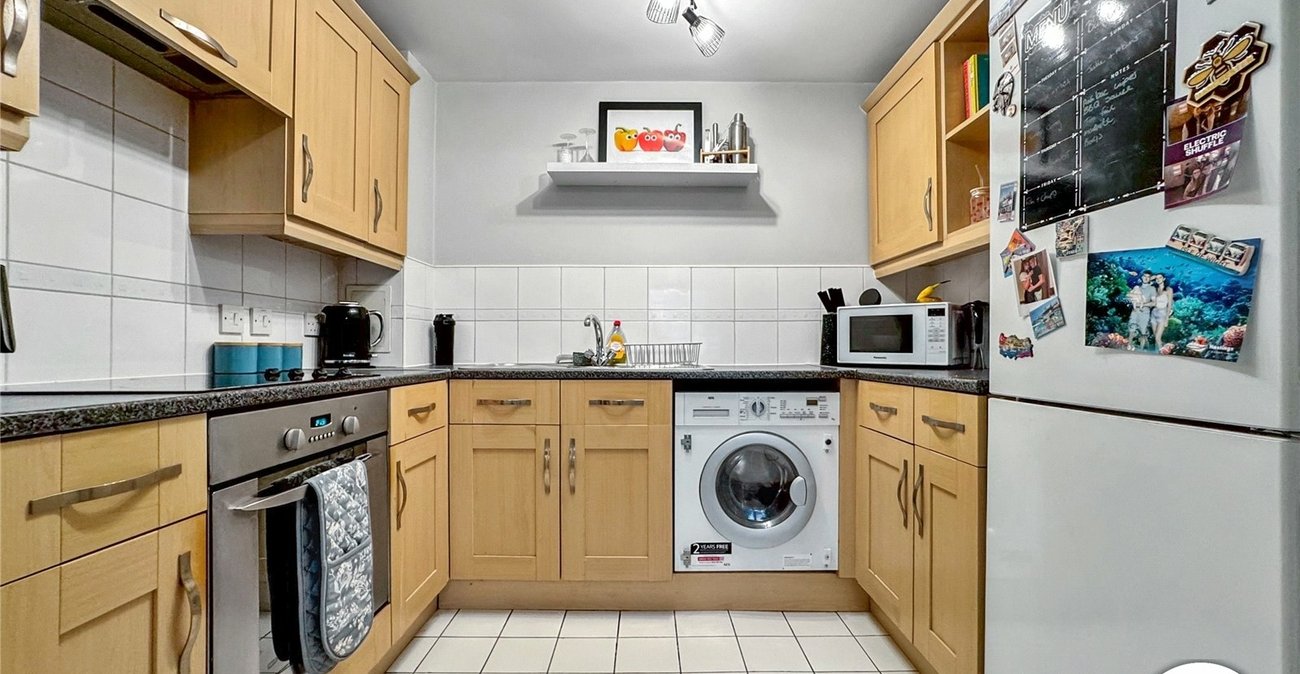 2 bedroom property for sale in Maidstone | Robinson Michael & Jackson