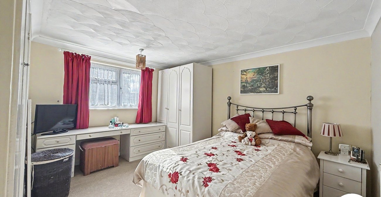 2 bedroom property for sale in Lordswood | Robinson Michael & Jackson