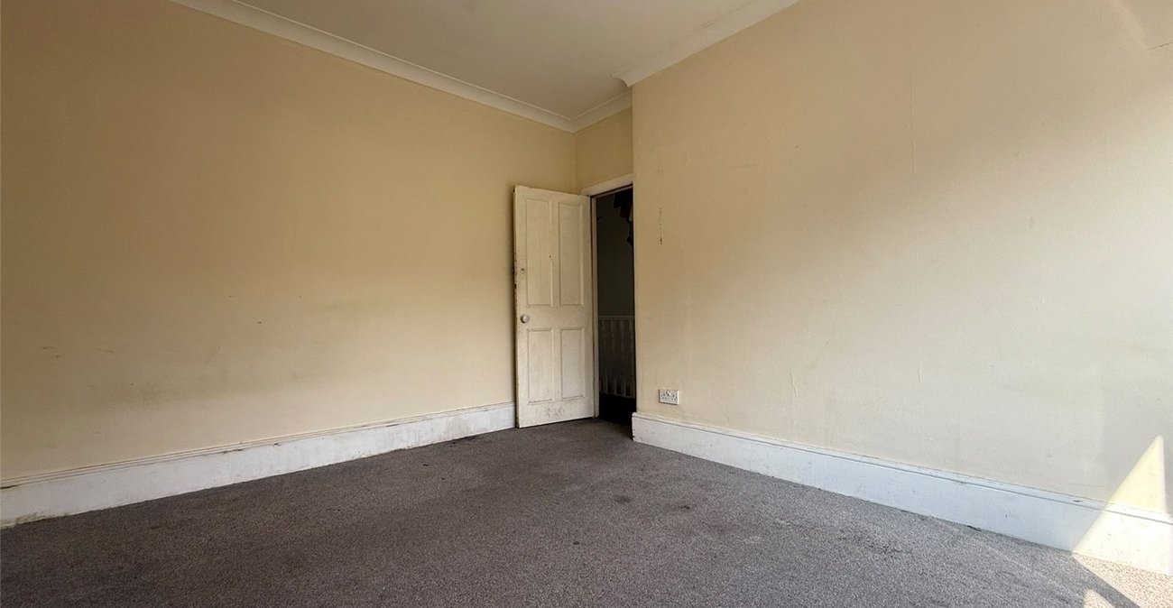 3 bedroom house for sale in Abbey Wood | Robinson Jackson