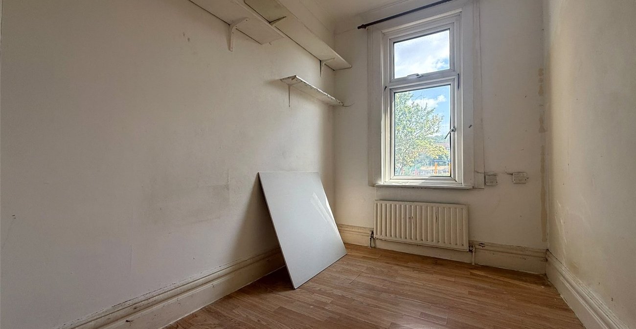 3 bedroom house for sale in Abbey Wood | Robinson Jackson