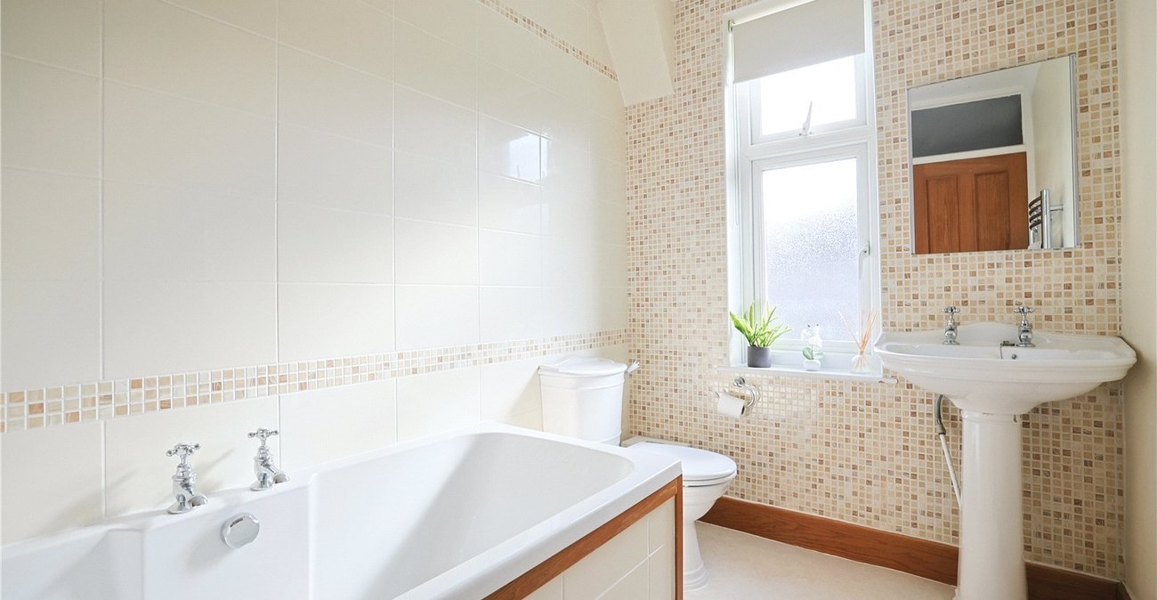 3 bedroom house for sale in Gravesend | Robinson Michael & Jackson
