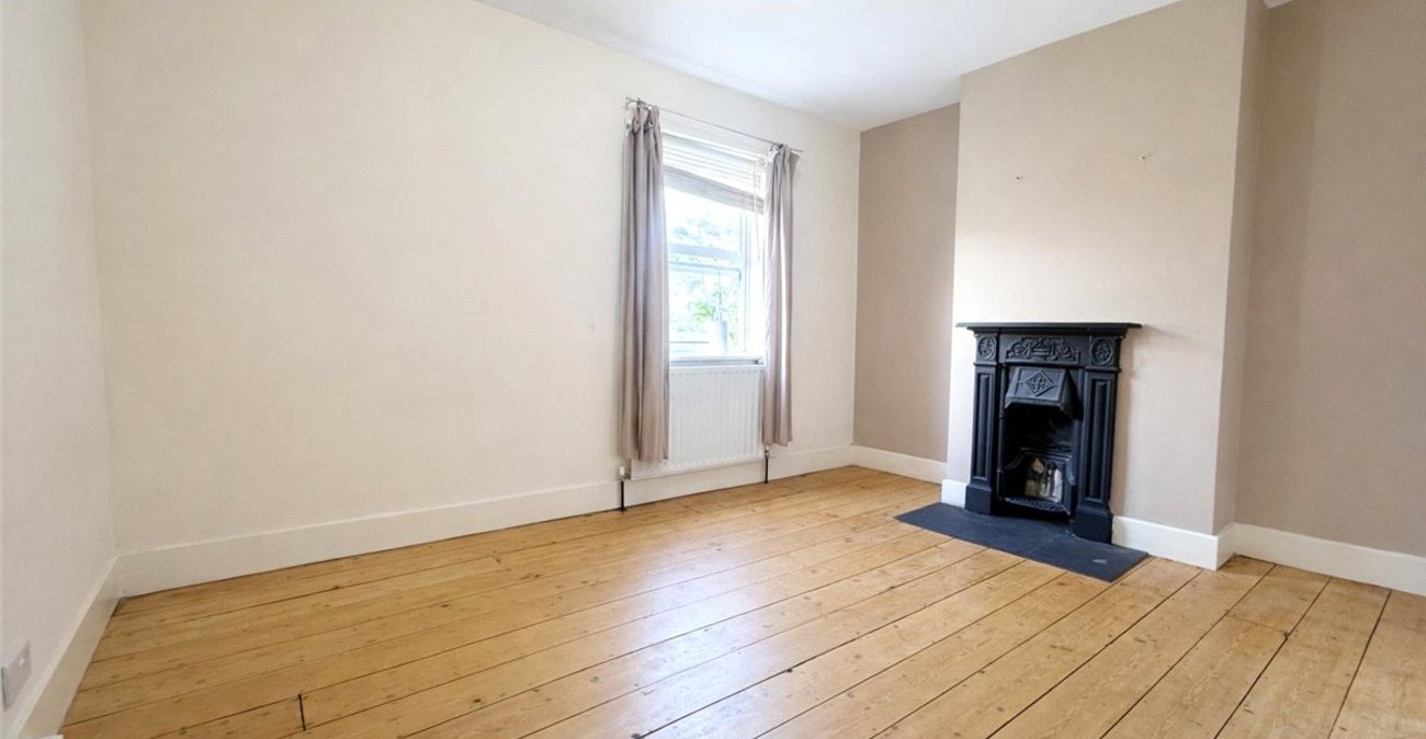 2 bedroom house for sale in St Pauls Cray | Robinson Jackson