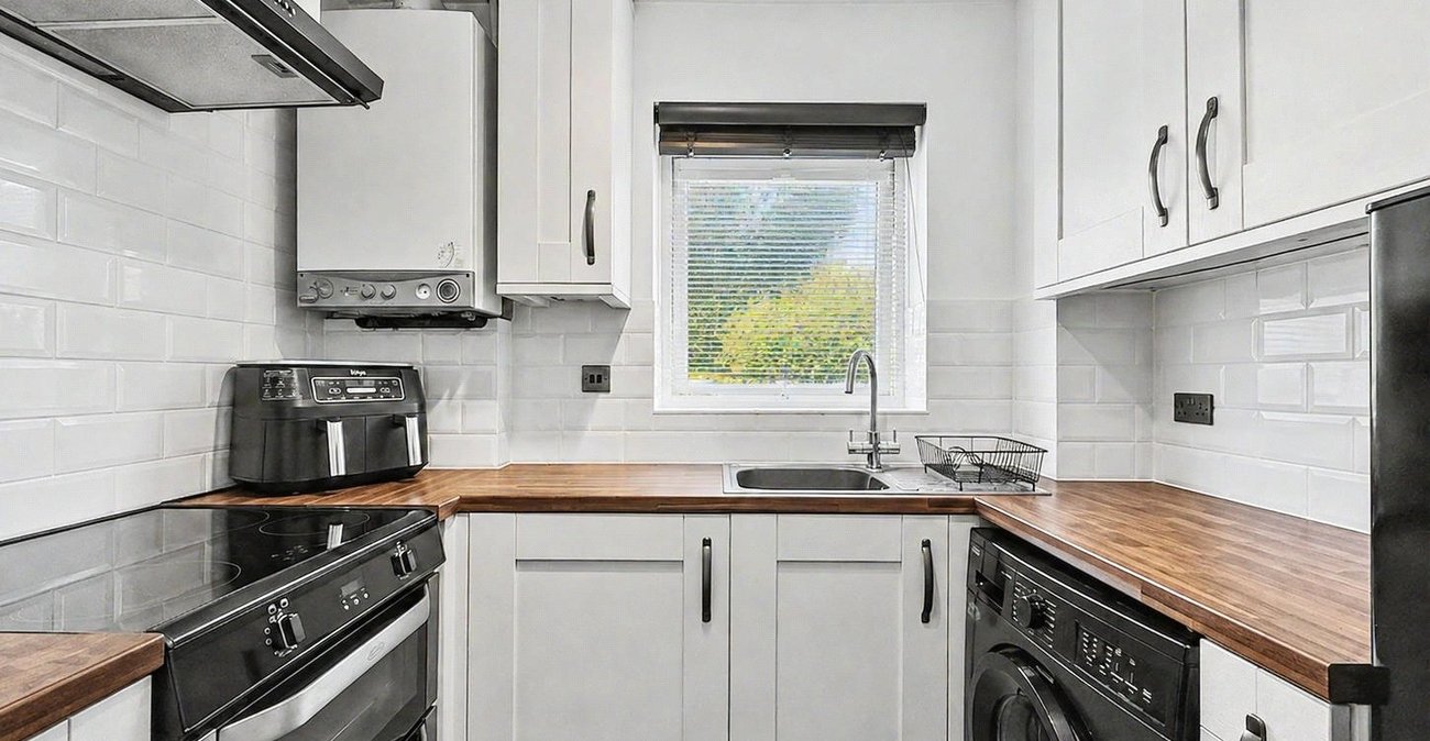 1 bedroom house for sale in Hempstead | Robinson Michael & Jackson
