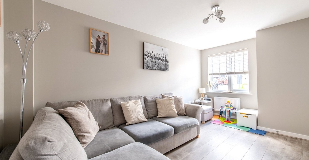 2 bedroom house for sale in Gravesend | Robinson Michael & Jackson
