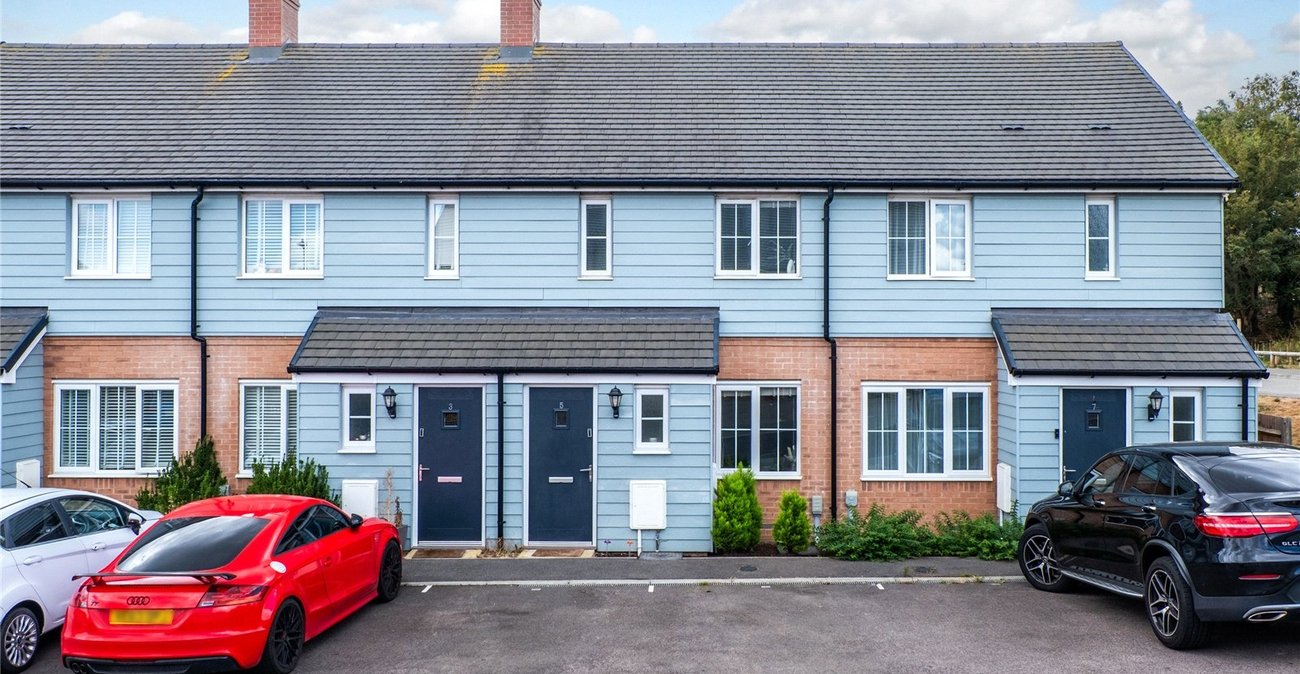 2 bedroom house for sale in Gravesend | Robinson Michael & Jackson
