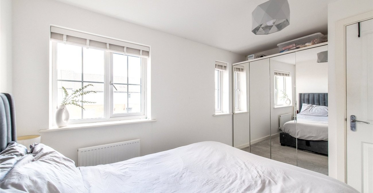 2 bedroom house for sale in Gravesend | Robinson Michael & Jackson