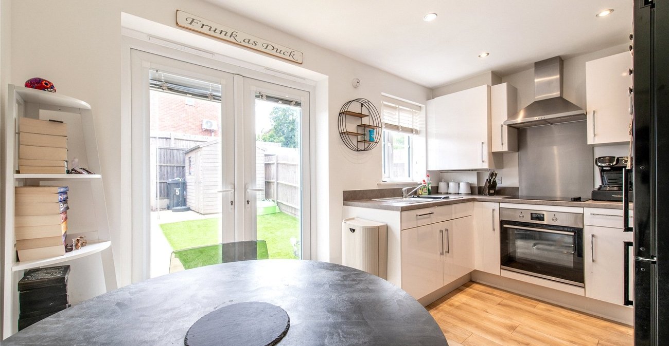 2 bedroom house for sale in Gravesend | Robinson Michael & Jackson
