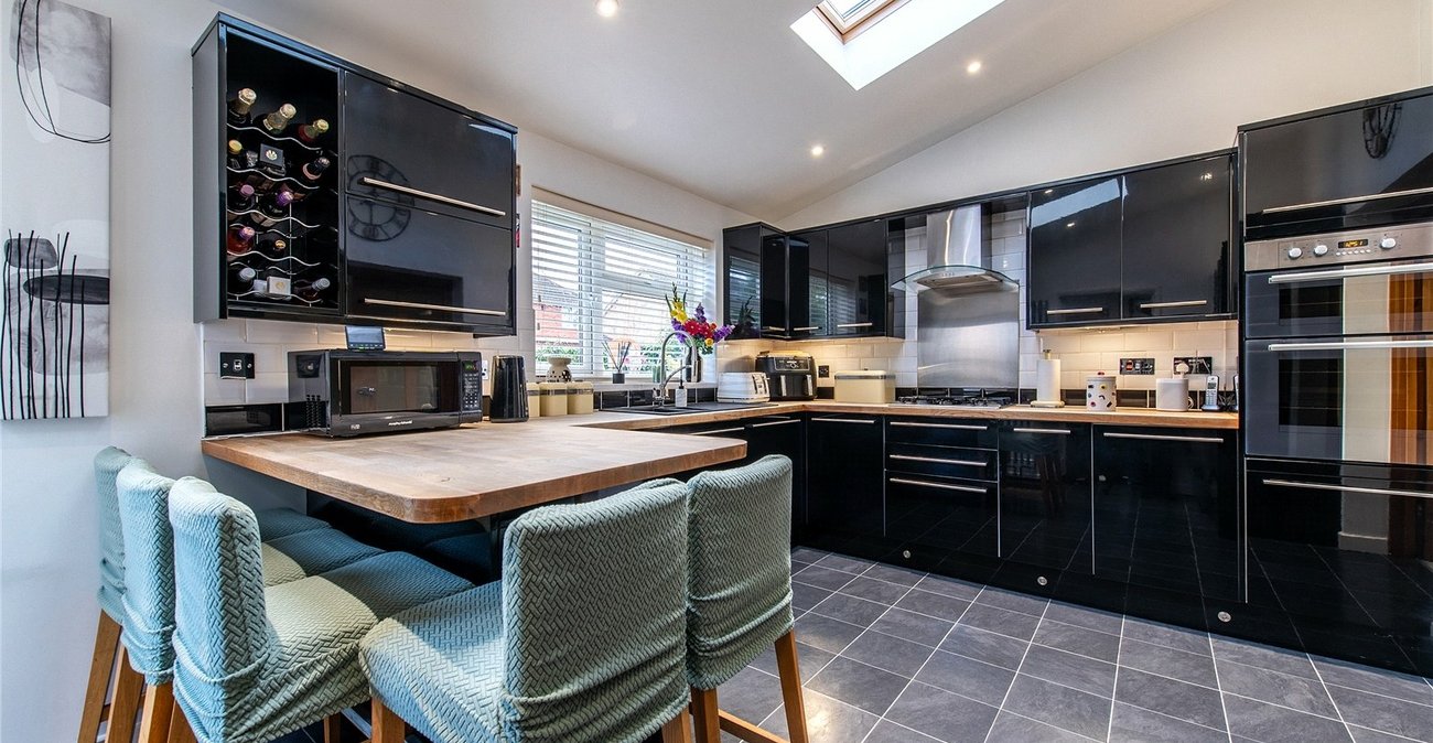 4 bedroom house for sale in Gravesend | Robinson Michael & Jackson