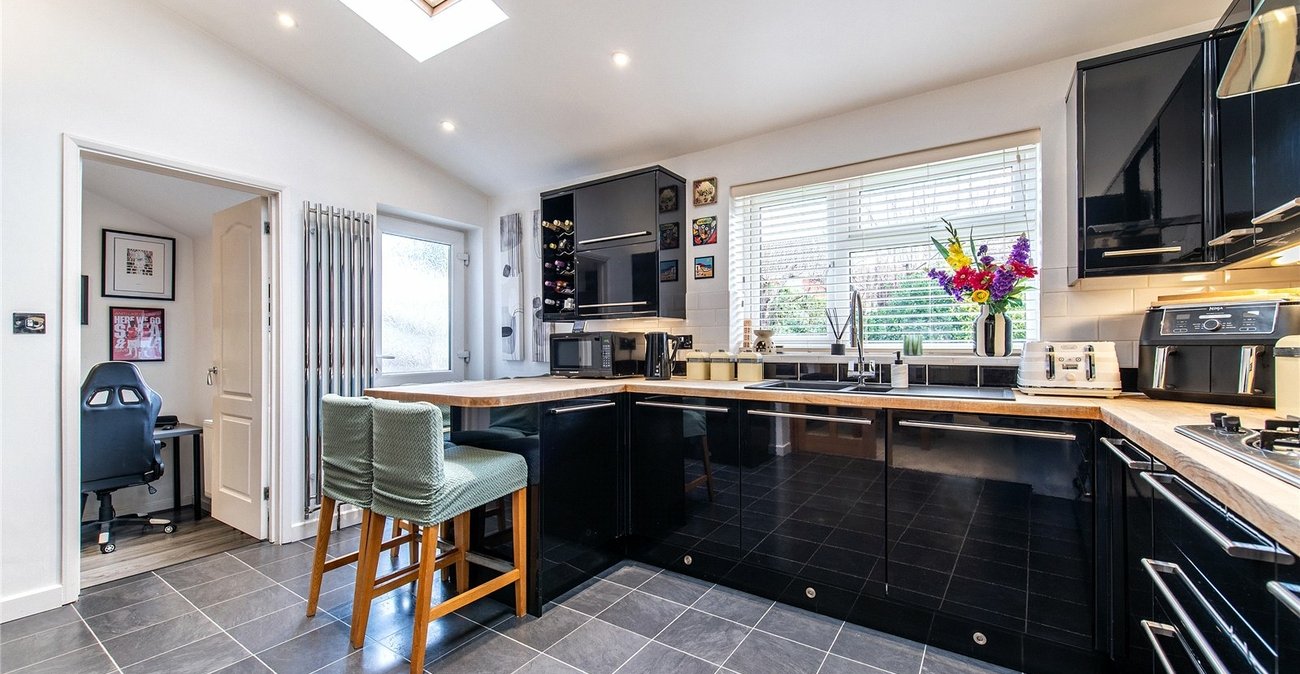 4 bedroom house for sale in Gravesend | Robinson Michael & Jackson