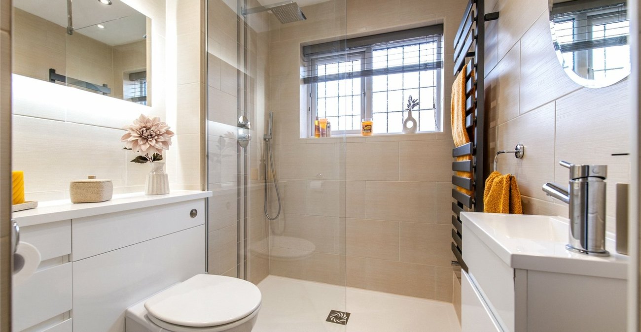 4 bedroom house for sale in Gravesend | Robinson Michael & Jackson