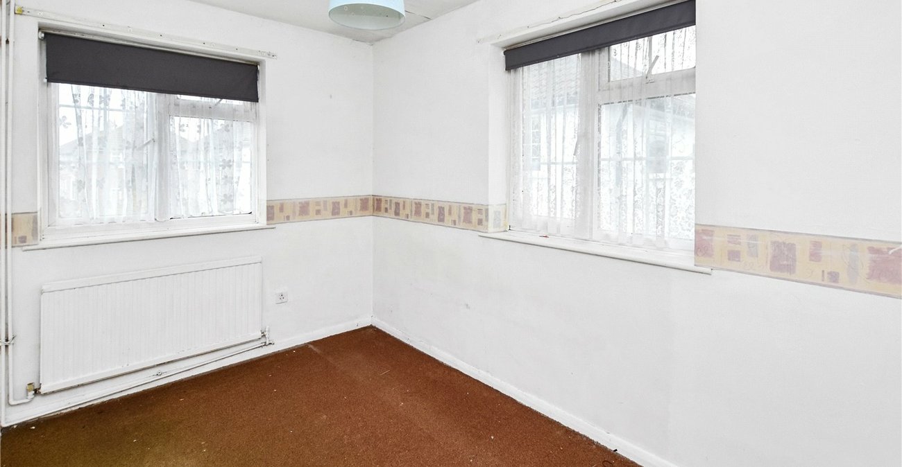 2 bedroom property for sale in Bexleyheath | Robinson Jackson