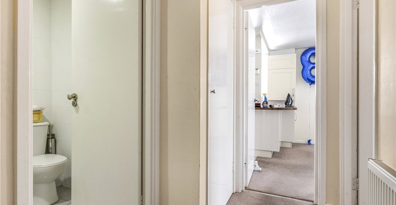 1 bedroom property for sale in Orpington | Robinson Jackson