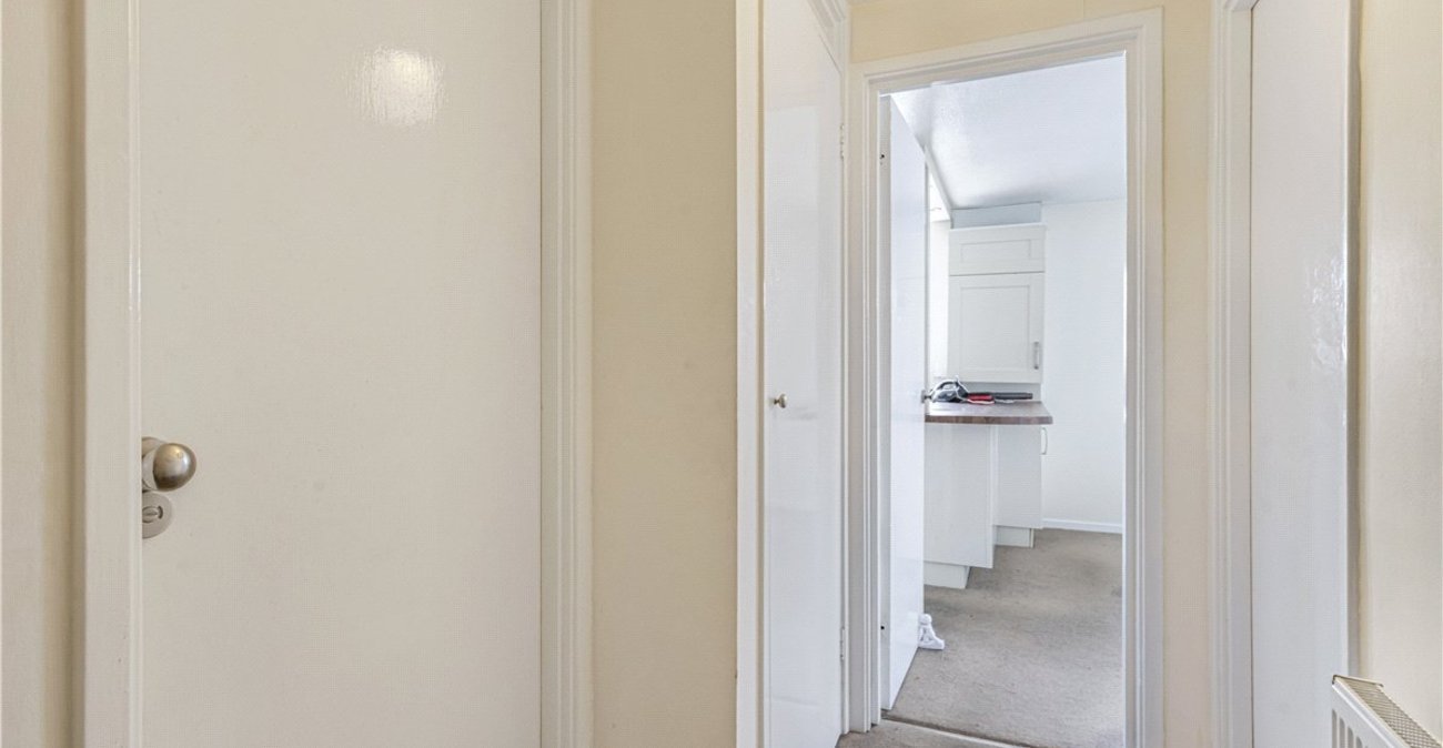 1 bedroom property for sale in Orpington | Robinson Jackson