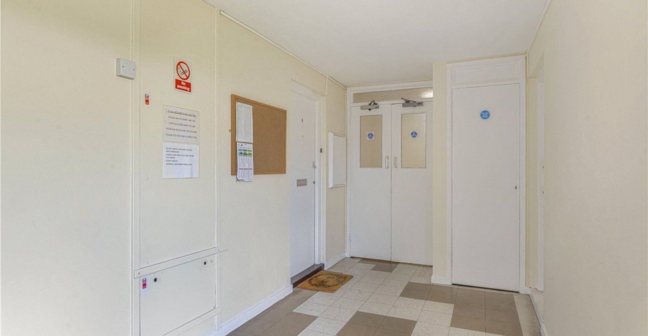 1 bedroom property for sale in Orpington | Robinson Jackson