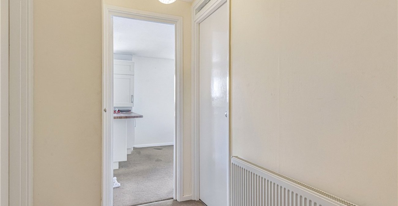 1 bedroom property for sale in Orpington | Robinson Jackson