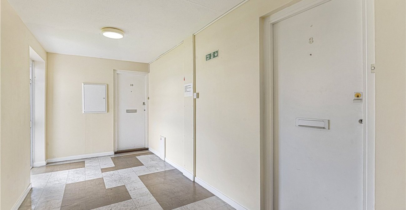 1 bedroom property for sale in Orpington | Robinson Jackson