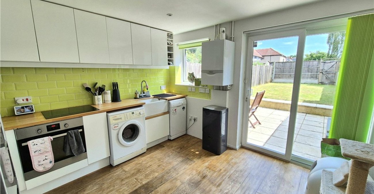 2 bedroom house for sale in Orpington | Robinson Jackson