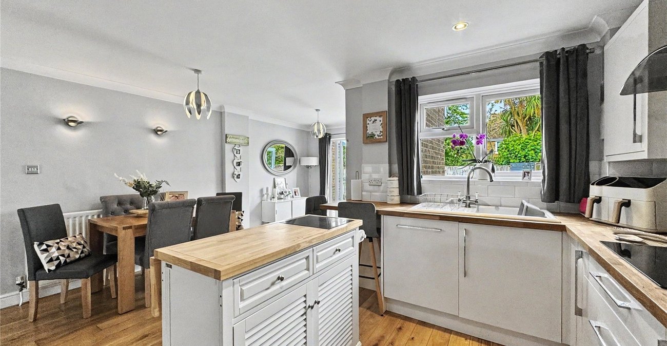 3 bedroom house for sale in Wigmore | Robinson Michael & Jackson