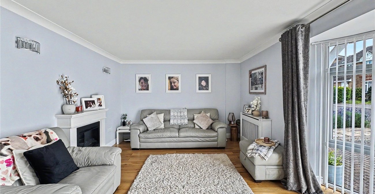3 bedroom house for sale in Wigmore | Robinson Michael & Jackson