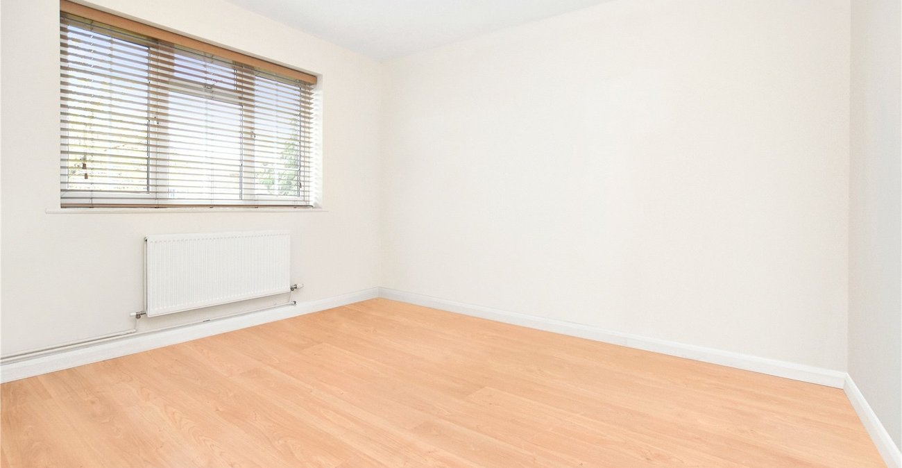 2 bedroom property for sale in Bexleyheath | Robinson Jackson