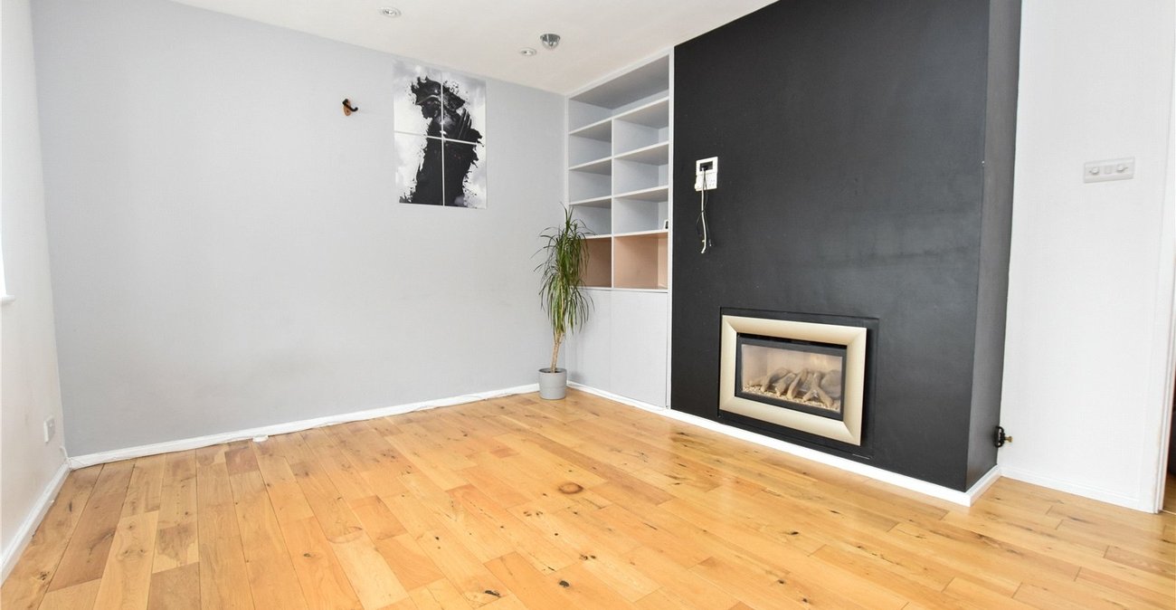 2 bedroom property for sale in Bexleyheath | Robinson Jackson