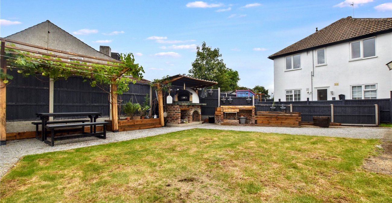 2 bedroom property for sale in Bexleyheath | Robinson Jackson