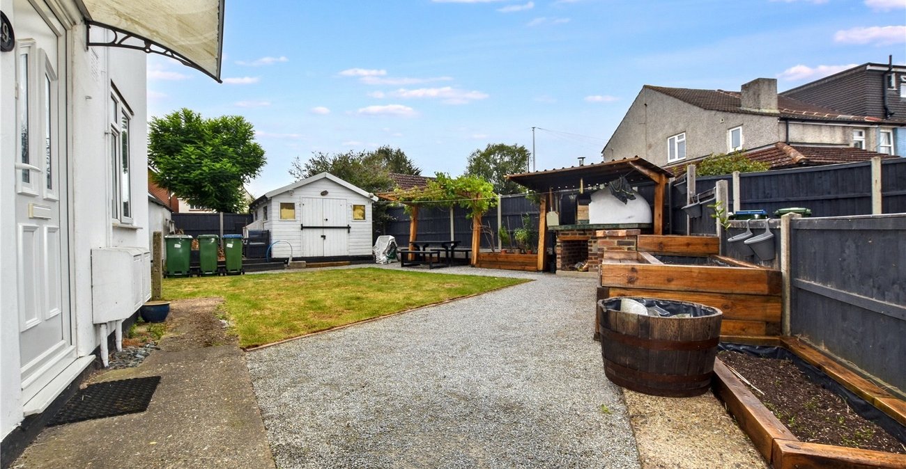 2 bedroom property for sale in Bexleyheath | Robinson Jackson