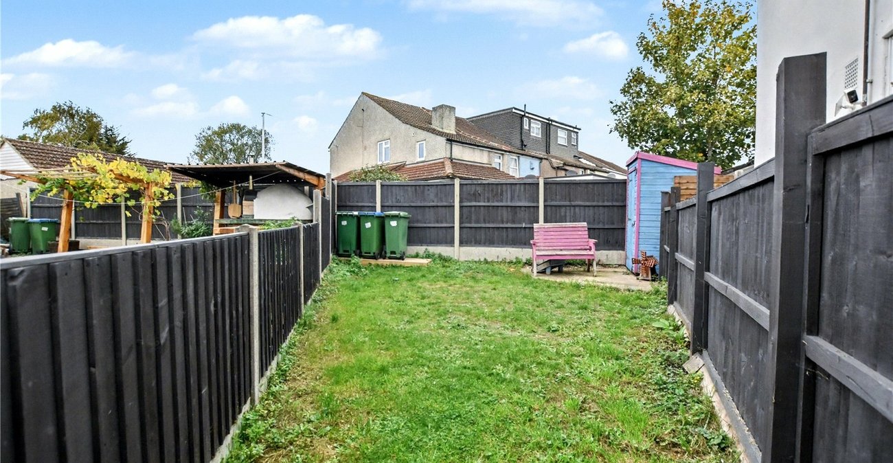 2 bedroom property for sale in Bexleyheath | Robinson Jackson